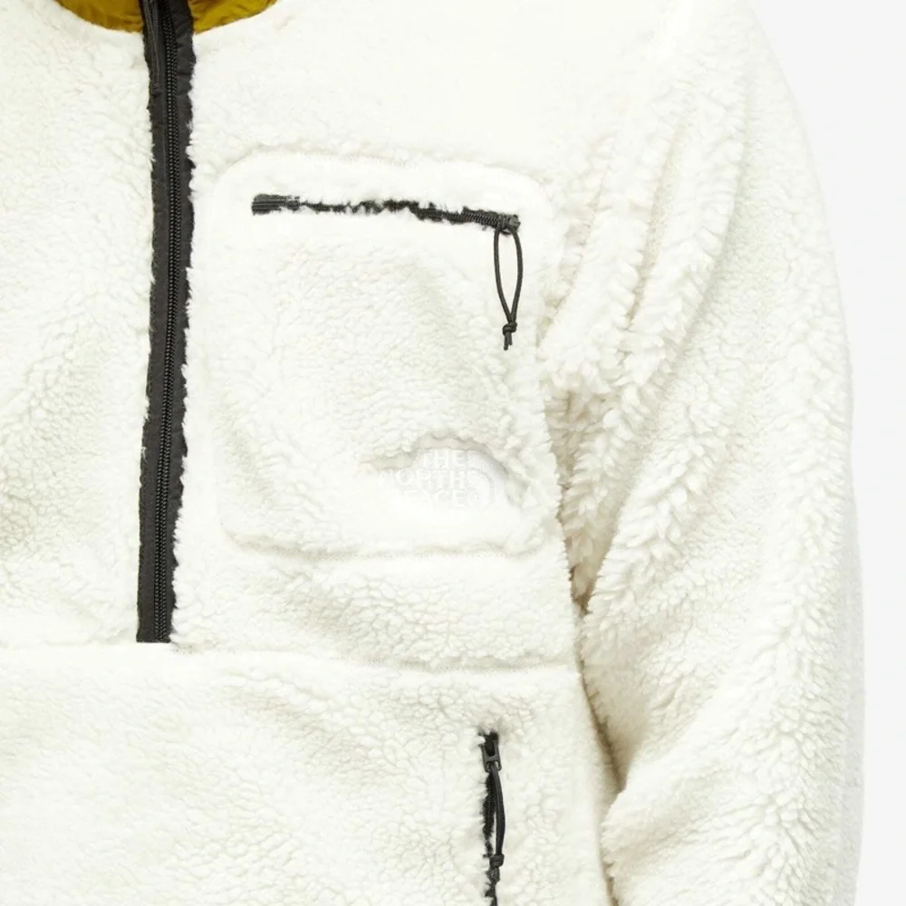 The North Face Men’s Extreme Pile‎ 1/2 Zip Fleece Pullover Medium White - New